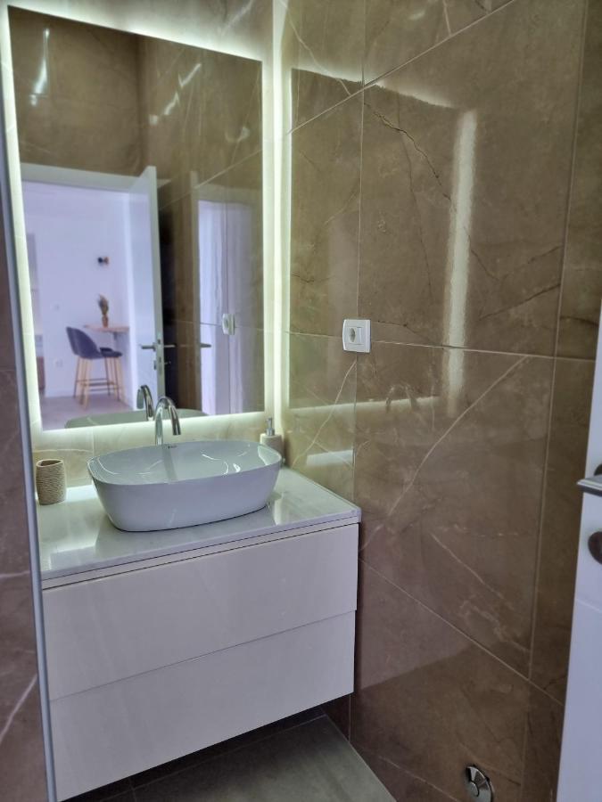 Adria Mare Lägenhet Crikvenica Exteriör bild